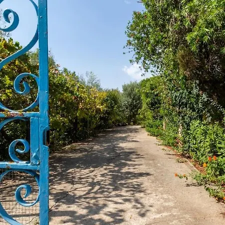 Pula Sardegna A 300 Mt Dal Mare Villa *