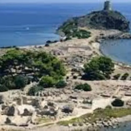 Pula Sardegna A 300 Mt Dal Mare Villa