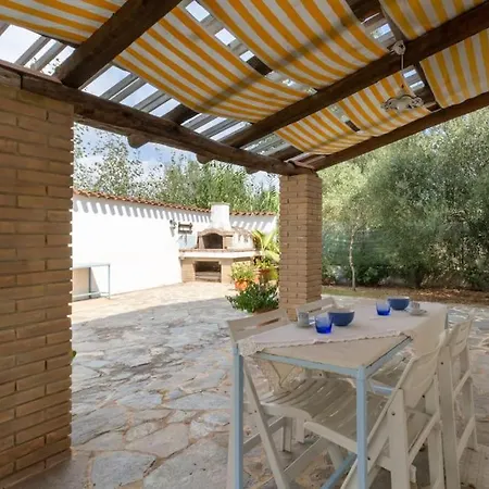 Pula Sardegna A 300 Mt Dal Mare Villa Porto Columbu - Perd'E Sali
