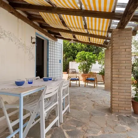 Villa Pula Sardegna A 300 Mt Dal Mare *